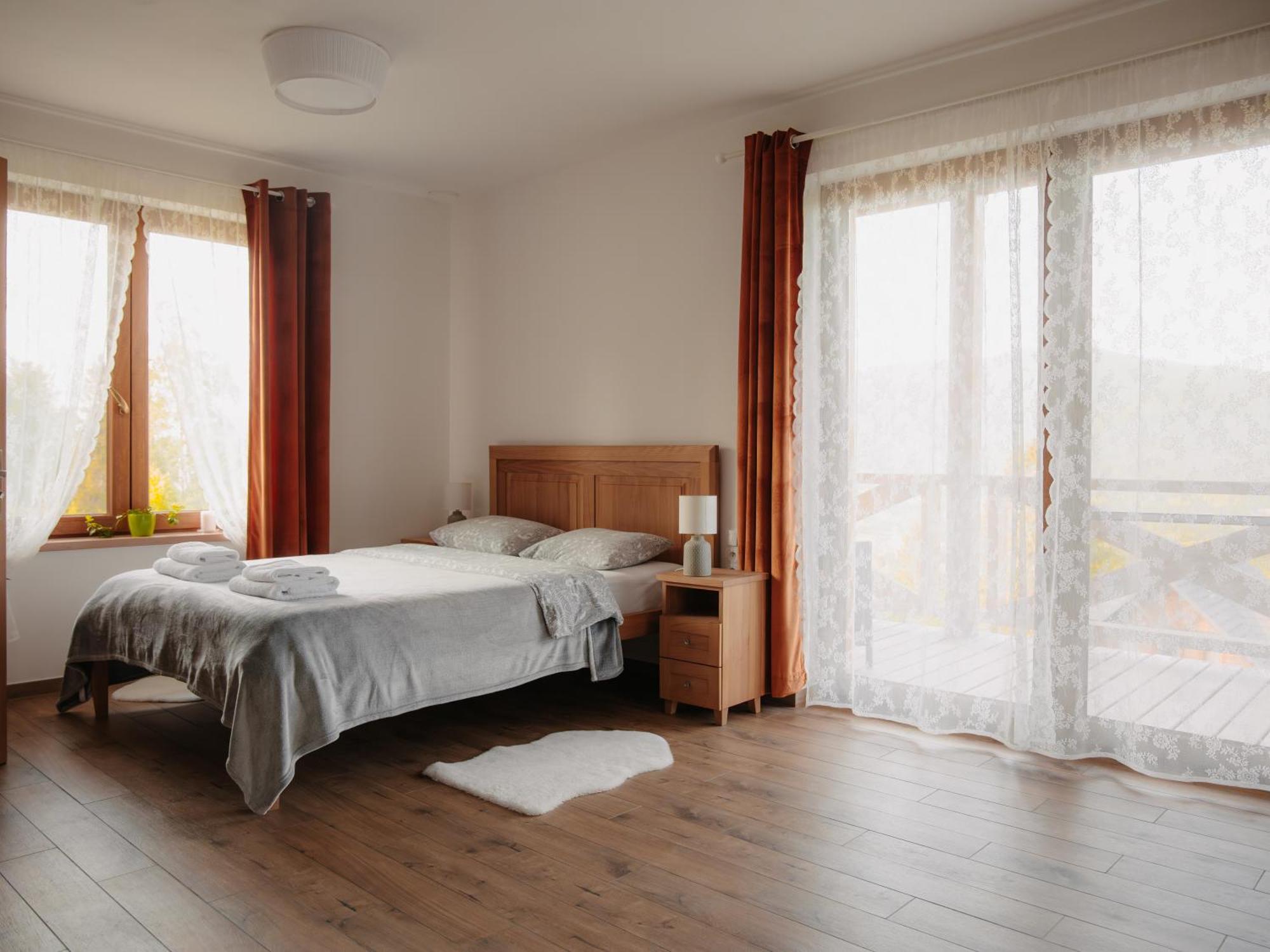 Lodge Wideta Smerek